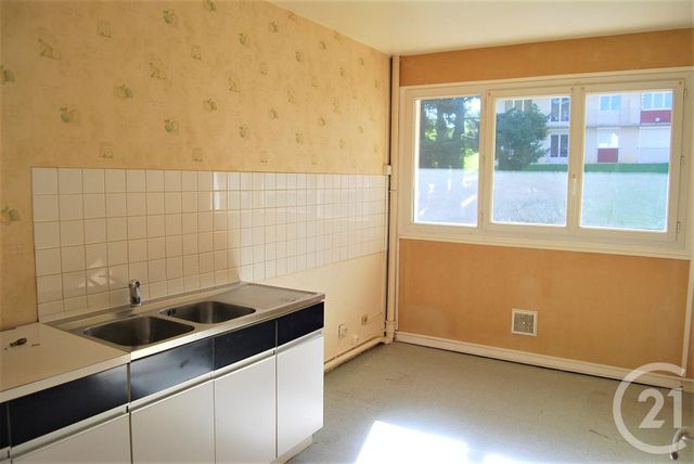 Appartement F2 à louer - 2 pièces - 49.92 m2 - BERNAY - 27 - HAUTE-NORMANDIE - Century 21 Soluce Habitat Appartement F2 à louer - 2 pièces - 49.92 m2 - BERNAY - 27 - HAUTE-NORMANDIE - Century 21 Soluce Habitat