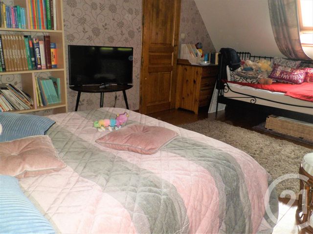 Afficher la photo en grand maison à vendre - 6 pièces - 153.0 m2 - SERQUIGNY - 27 - HAUTE-NORMANDIE - Century 21 Soluce Habitat