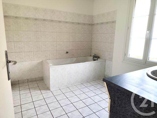 maison à vendre - 5 pièces - 112.0 m2 - SERQUIGNY - 27 - HAUTE-NORMANDIE - Century 21 Soluce Habitat