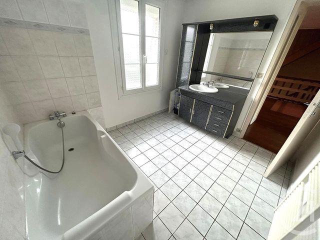 maison à vendre - 5 pièces - 112.0 m2 - SERQUIGNY - 27 - HAUTE-NORMANDIE - Century 21 Soluce Habitat