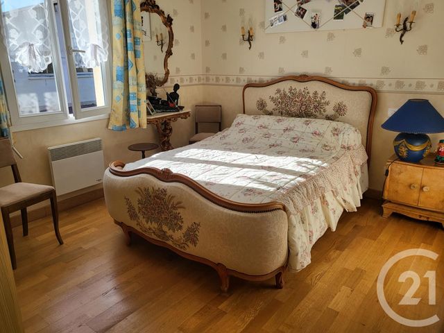 Afficher la photo en grand maison à vendre - 24 pièces - 630.0 m2 - BEAUMONT LE ROGER - 27 - HAUTE-NORMANDIE - Century 21 Soluce Habitat