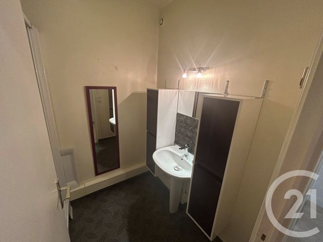 Appartement F2 à louer - 2 pièces - 54.47 m2 - BERNAY - 27 - HAUTE-NORMANDIE - Century 21 Soluce Habitat