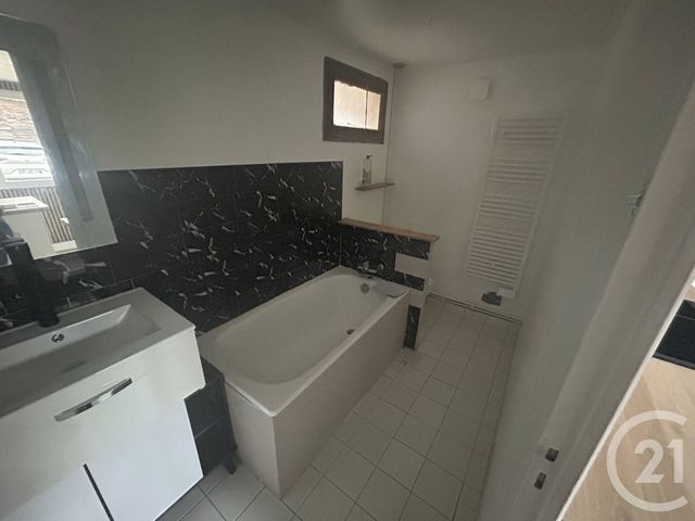 maison à louer - 3 pièces - 56.62 m2 - BERNAY - 27 - HAUTE-NORMANDIE - Century 21 Soluce Habitat