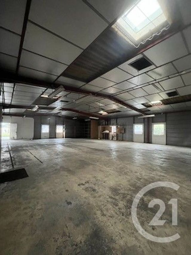 commerce à louer - 300.0 m2 - ORBEC - 14 - BASSE-NORMANDIE - Century 21 Soluce Habitat