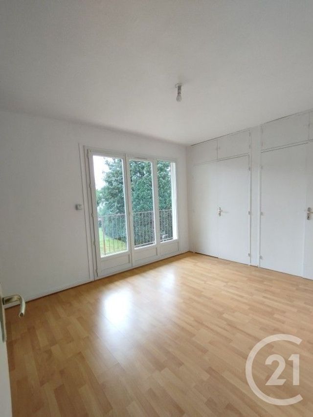 Appartement F2 à louer - 2 pièces - 49.92 m2 - BERNAY - 27 - HAUTE-NORMANDIE - Century 21 Soluce Habitat