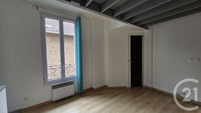 Appartement Studio à vendre - 2 pièces - 50.0 m2 - PUTEAUX - 92 - ILE-DE-FRANCE - Century 21 Soluce Habitat
