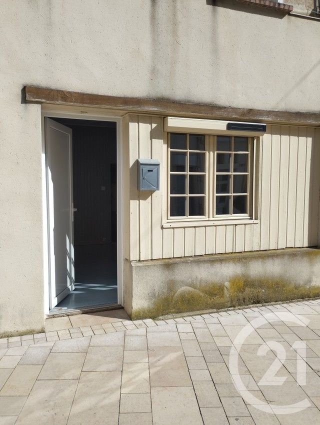 Appartement F1 à louer - 1 pièce - 33.0 m2 - BEAUMONT LE ROGER - 27 - HAUTE-NORMANDIE - Century 21 Soluce Habitat