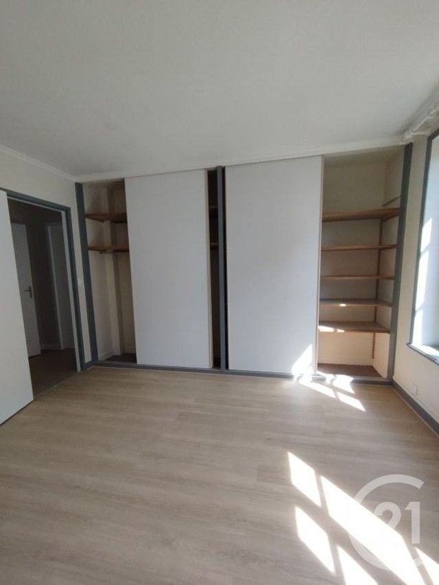 Appartement F2 à louer - 2 pièces - 54.83 m2 - BERNAY - 27 - HAUTE-NORMANDIE - Century 21 Soluce Habitat