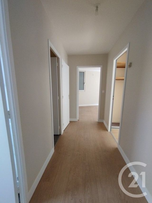 Appartement F2 à louer - 2 pièces - 54.83 m2 - BERNAY - 27 - HAUTE-NORMANDIE - Century 21 Soluce Habitat