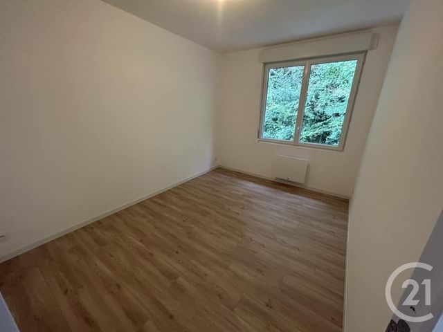 Appartement F4 à louer - 3 pièces - 58.53 m2 - BERNAY - 27 - HAUTE-NORMANDIE - Century 21 Soluce Habitat
