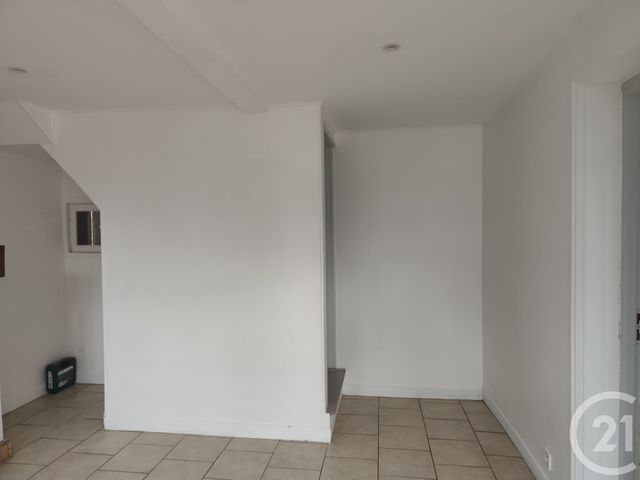 maison à louer - 5 pièces - 108.44 m2 - BEAUMONT LE ROGER - 27 - HAUTE-NORMANDIE - Century 21 Soluce Habitat
