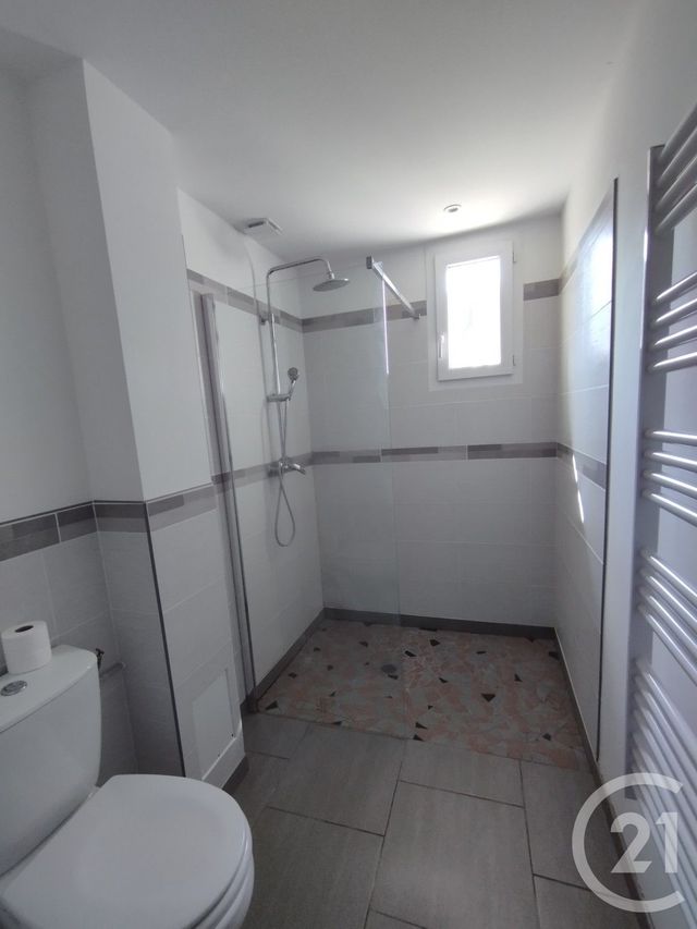 maison à louer - 8 pièces - 122.7 m2 - BEAUMONT LE ROGER - 27 - HAUTE-NORMANDIE - Century 21 Soluce Habitat