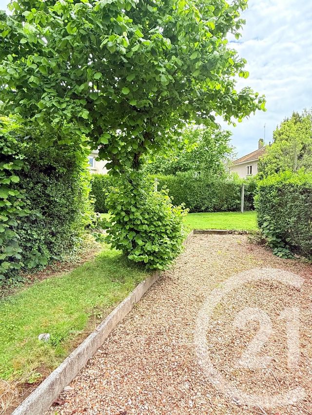 maison à louer - 7 pièces - 108.0 m2 - BEAUMONT LE ROGER - 27 - HAUTE-NORMANDIE - Century 21 Soluce Habitat