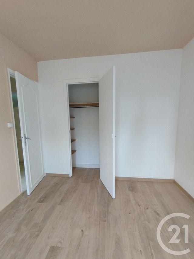 maison à louer - 7 pièces - 108.0 m2 - BEAUMONT LE ROGER - 27 - HAUTE-NORMANDIE - Century 21 Soluce Habitat