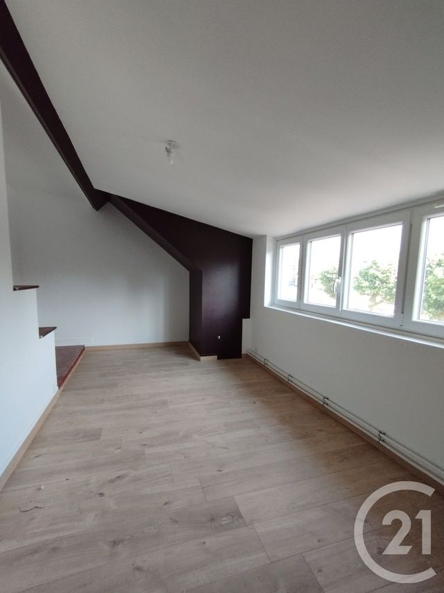 maison à louer - 7 pièces - 108.0 m2 - BEAUMONT LE ROGER - 27 - HAUTE-NORMANDIE - Century 21 Soluce Habitat