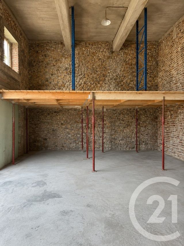 parking à louer - 54.0 m2 - BEAUMONT LE ROGER - 27 - HAUTE-NORMANDIE - Century 21 Soluce Habitat
